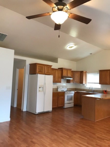 981 Caswell Avenue West, Twin Falls, Idaho 83301, 4 Bedrooms Bedrooms, ,2 BathroomsBathrooms,Single-Family Home,For Lease,Caswell ,1250